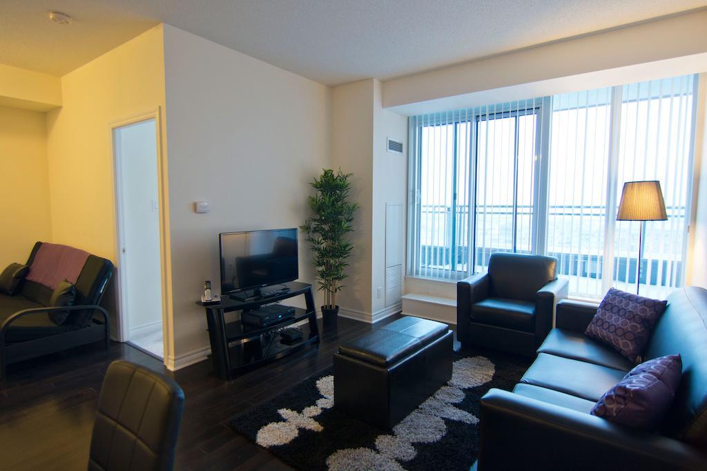 Maplewood Furnished Suites Mississauga Eksteriør billede