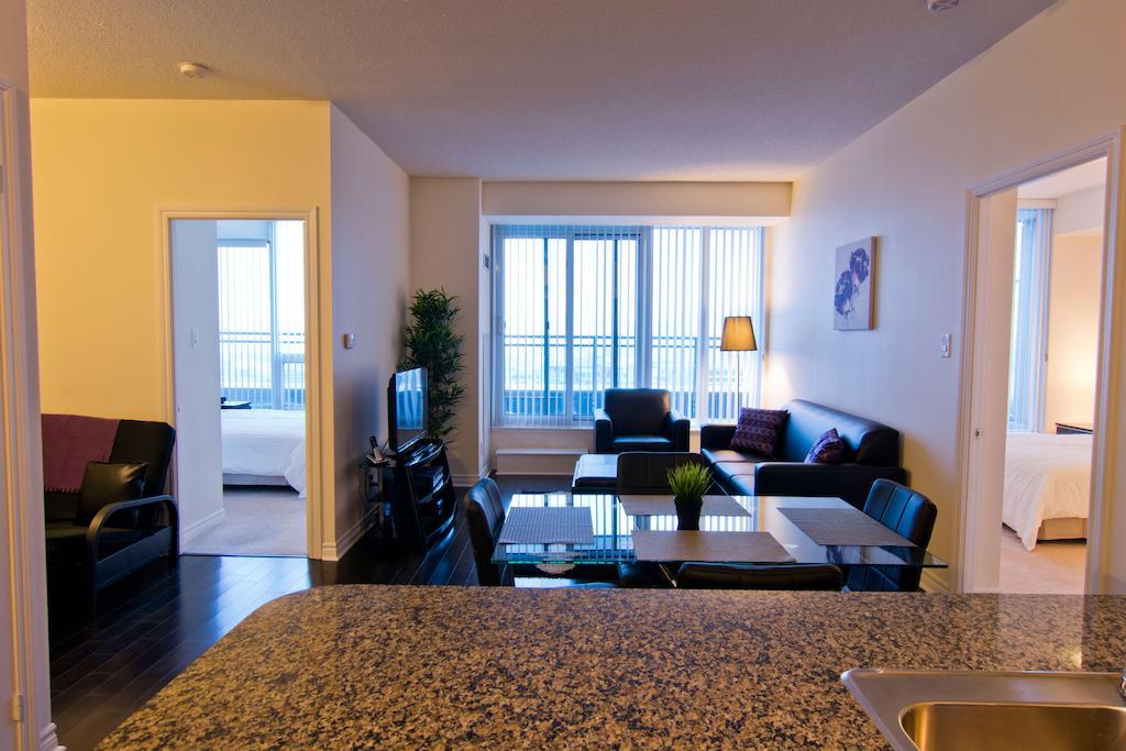 Maplewood Furnished Suites Mississauga Eksteriør billede